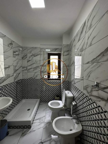 Tirane, jepet me qera apartament 2+1+A+BLK Kati 2, 96 m² 400 Euro (Kopshti Botanik)