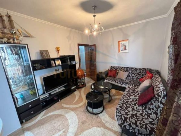 Korce, shitet apartament 1+1+BLK Kati 5, 60 m² 31.000 Euro (Lagjia 18, Korçë)
