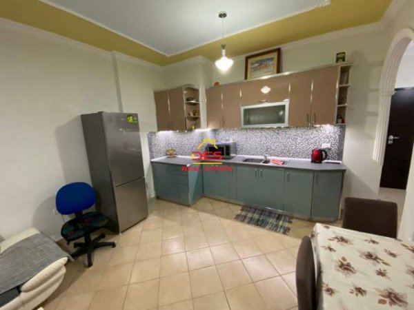 Shqiperi, jepet me qera apartament 1+1+BLK Kati 2, 77 m² 380 Euro (Rruga Dhimiter Konomi, Vlore)