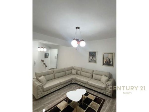 Tirane, jepet me qera apartament 1+1+A+BLK Kati 3, 95 m² 550