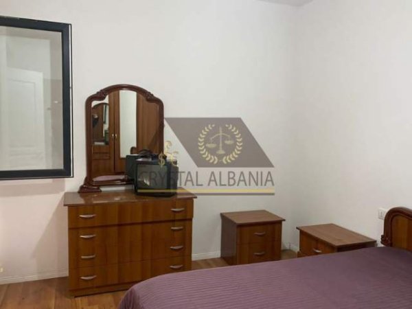 Tirane, jepet me qera apartament 1+1 Kati 4, 72 m² 360 Euro
