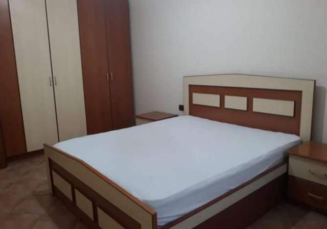 Tirane, jepet me qera apartament 1+1+BLK Kati 2, 65 m² 350 Euro