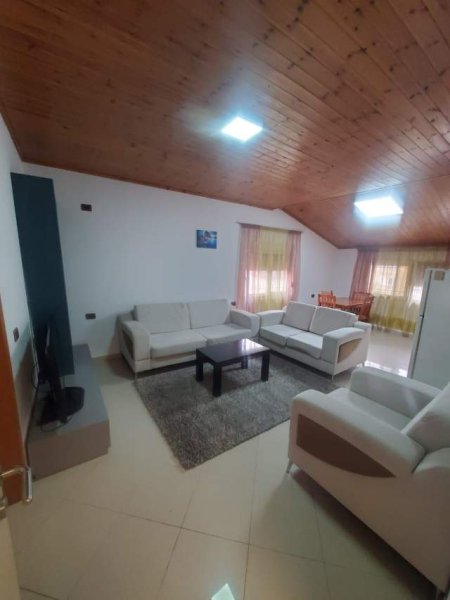 Tirane, jap me qera apartament 2+1+BLK Kati 3, 75 m² 30.000 Leke (Llambi Bonata, Kombinat)
