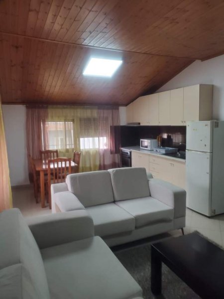 Tirane, jap me qera apartament 2+1+BLK Kati 3, 75 m² 30.000 Leke (Llambi Bonata, Kombinat)