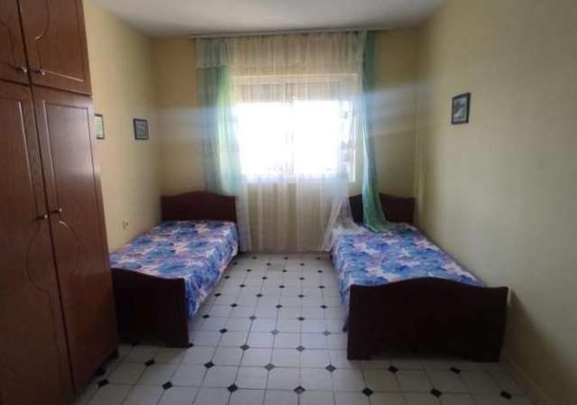 Tirane, jepet me qera apartament 1+1+BLK Kati 1, 80 m² 350 Euro