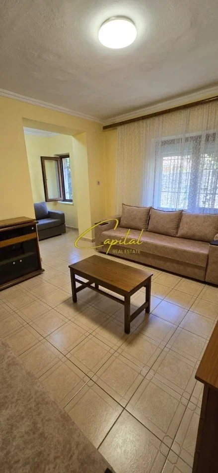 Tirane, shitet apartament 2+1 Kati 1, 98 m² 195.000 € (RRUGA FORTUZI)
