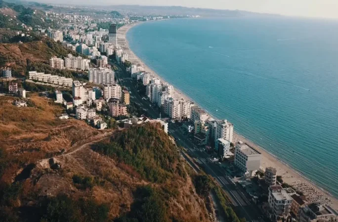 Durres, shitet toke , 950 m² 99.000 € 