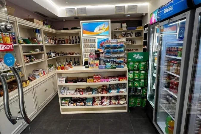 Tirane, shitet ambjent biznesi Kati 0, 22 m² (Rruga Bardhok Biba)