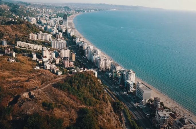 Durres Plazh, shitet toke , 950 m² 99.000 € 