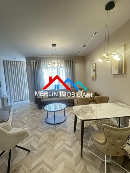 Tirane, shitet apartament 2+1+Ballkon Kati 7, 120 m² 360.000 € (RRUGA E DIBRES)