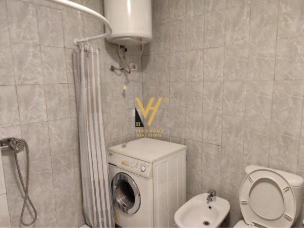 Tirane, jepet me qera apartament 1+1+Ballkon Kati 4, 68 m² 460 € (RRUGA E ELBASANIT)