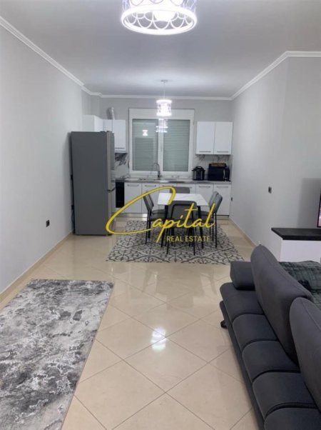 Elbasan, shitet apartament 3+1 Kati 7, 130 m² 130.000 € (ELBASAN)