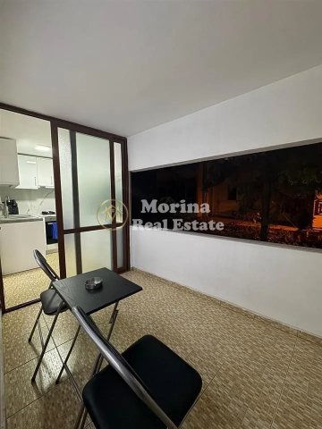 Tirane, jepet me qera apartament 1+1 Kati 1, 60 m² 600 € (Komuna e Parisit)