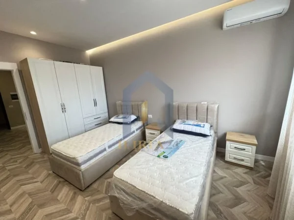 Tirane, shes apartament 2+1+Ballkon Kati 7, 120 m² 360.000 € 