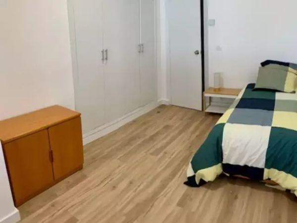 Tirane, shes apartament 2+1 Kati 3, 81 m² 155.000 € (brryli)