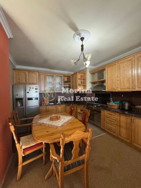 Tirane, shes apartament 2+1 Kati 5, 118 m² 150.000 € (Fresk)
