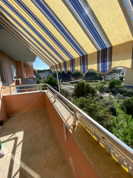 Durres, shitet apartament 1+1+Ballkon Kati 3, 65 m² 70.000 € (Mali i Robit)