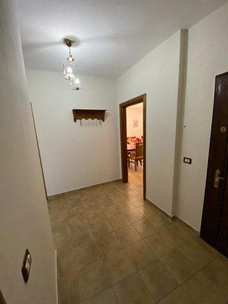 Durres, shitet apartament 1+1+Ballkon Kati 3, 65 m² 78.000 € (Mali i Robit)