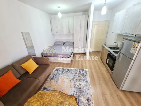 Tirane, jepet me qera apartament 1+1 Kati 5, 35 m² 400 € (Amerikan 2)