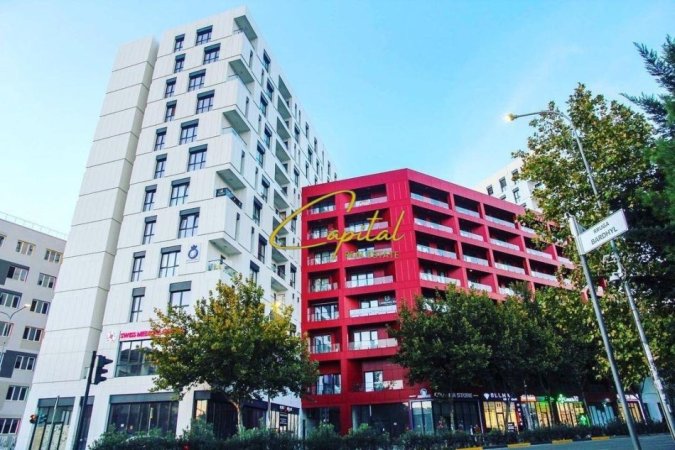 Tirane, jepet me qera zyre Kati 1, 120 m² 620 € (RRUGA E DIBRES)