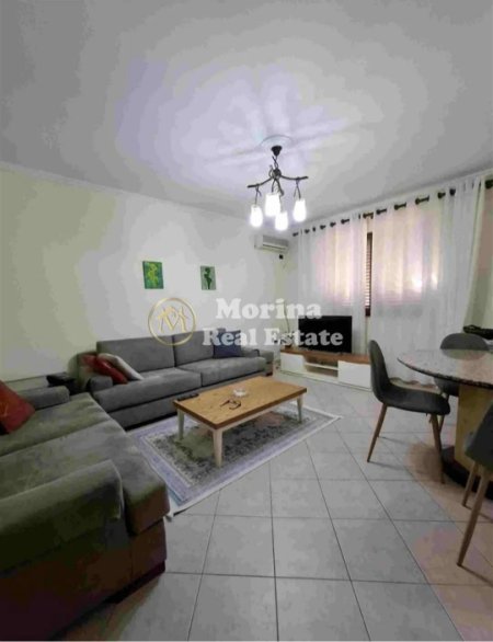 Tirane, jepet me qera apartament 2+1 Kati 2, 72 m² 650 € (Ali Demi)