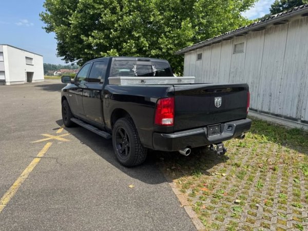 Gjermani, shes SUV | Xhip Benzin, e zeze automatik Kondicioner 129.000 km 12.000 €