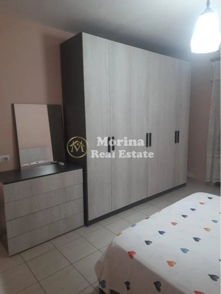 Tirane, jepet me qera apartament 1+1 Kati 1, 60 m² 450 € (Ish Parku Autobuzave)