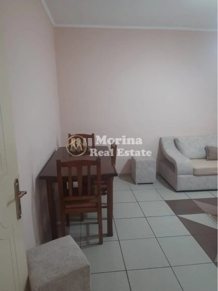 Tirane, jepet me qera apartament 1+1 Kati 1, 60 m² 450 € (Ish Parku Autobuzave)