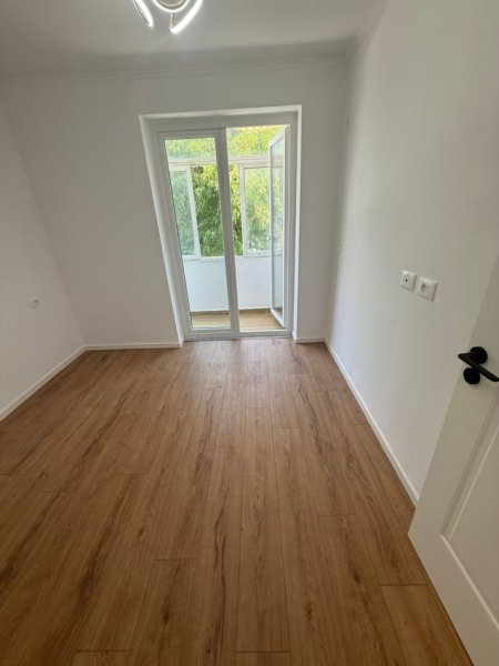Tirane, shitet apartament 1+1 Kati 3, 42 m² 135.000 €