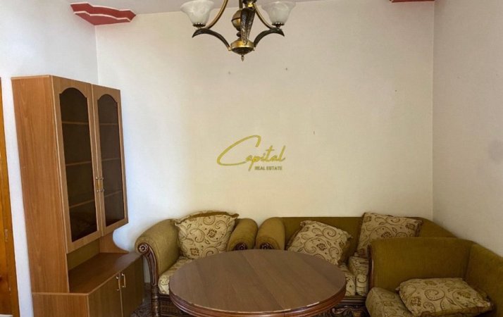 Tirane, jepet me qera apartament 3+1 Kati 2, 120 m² 450 € (RRUGA E DIBRES)
