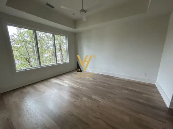 Tirane, shitet zyre Kati 2, 45 m² 112.500 € (PALLATI ME SHIGJETA)