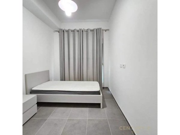Tirane, jepet me qera apartament 2+1 Kati 1, 73 m² 500 € (Rr. Sokrat Dodbiba)