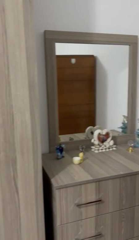Tirane, jepet me qera apartament 1+1 Kati 1, 65 m² 350 € (Ambulanca Laprake)