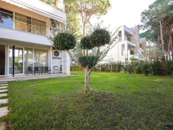 Gjiri Lalezit | Hamallaj, shitet apartament 2+1+Ballkon Kati 0, 98 m² 350.000 € 