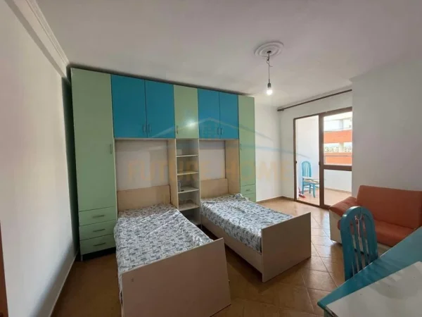 Tirane, shitet apartament 2+1+Ballkon Kati 7, 96 m² 127.000 € 