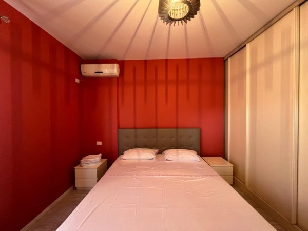 Tirane, jepet me qera apartament 2+1 Kati 9, 92 m² 650 € (Rruga e Elbasanit)