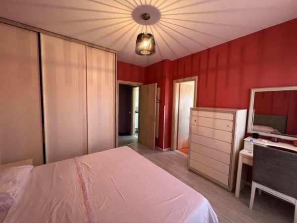 Tirane, jepet me qera apartament 2+1 Kati 9, 92 m² 650 € (Rruga e Elbasanit)