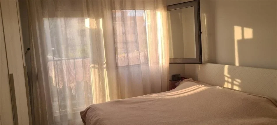 Tirane, shes apartament 1+1+Ballkon Kati 2, 56 m² 116.000 € (Don Bosko, prane Viva Market)