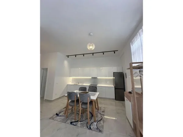 Tirane, shes apartament 1+1 Kati 1, 56 m² 83.500 € 