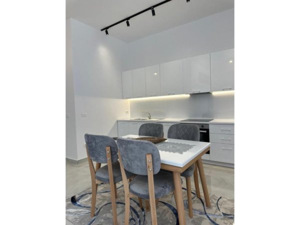 Tirane, shes apartament 1+1 Kati 1, 56 m² 83.500 € 