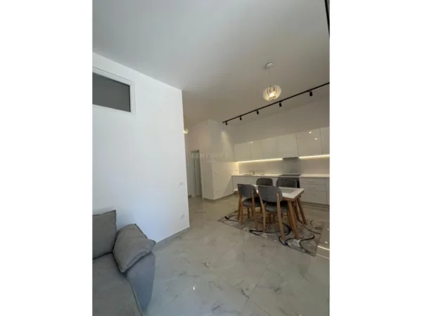 Tirane, shes apartament 1+1 Kati 1, 56 m² 83.500 € 