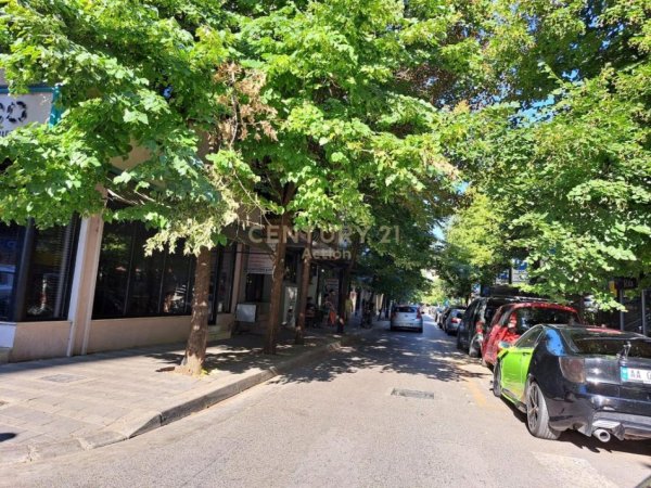 Tirane, shitet apartament 2+1 Kati 0, 104 m² 360.000 € (Rruga Perlat Rexhepi)