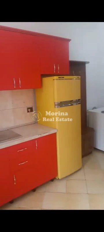 Tirane, jepet me qera apartament 1+1 Kati 1, 60 m² 320 € (Allias)