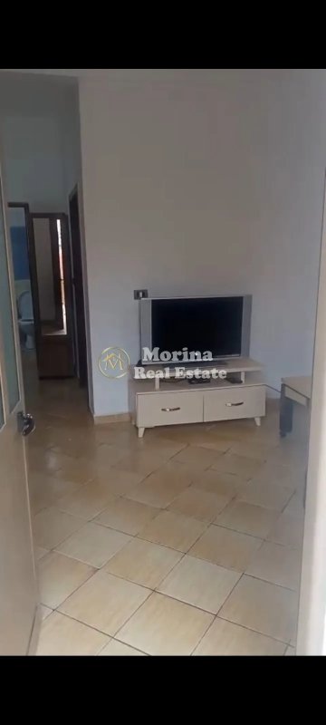 Tirane, jepet me qera apartament 1+1 Kati 1, 60 m² 320 € (Allias)
