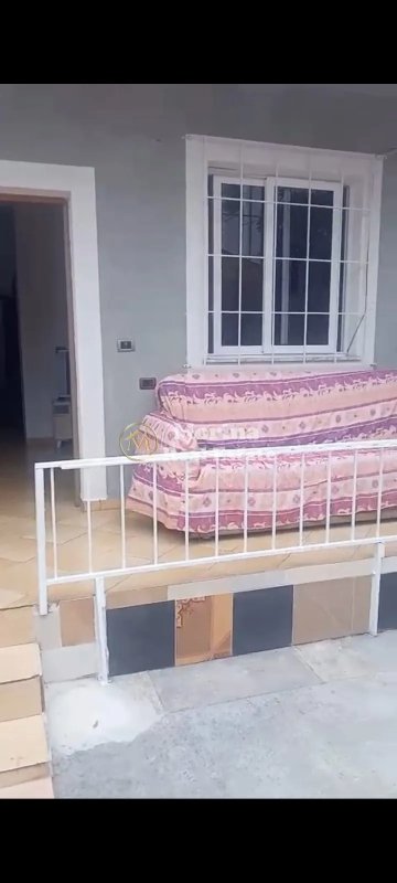 Tirane, jepet me qera apartament 1+1 Kati 1, 60 m² 320 € (Allias)