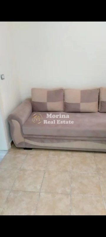 Tirane, jepet me qera apartament 2+1 Kati 1, 130 m² 400 € (Ali Demi)