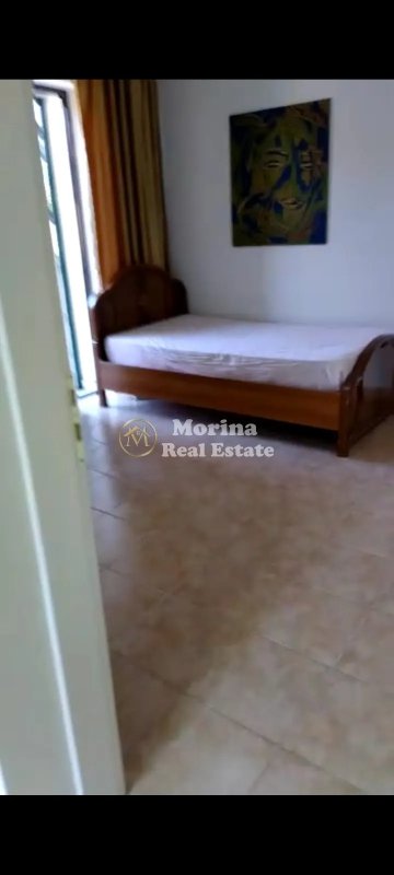Tirane, jepet me qera apartament 2+1 Kati 1, 130 m² 400 € (Ali Demi)