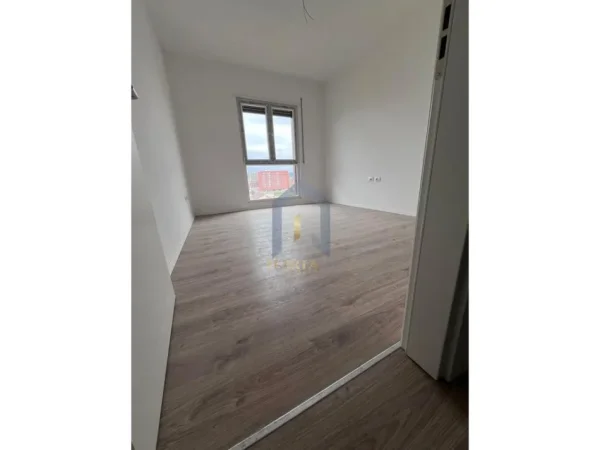 Tirane, shes apartament 2+1 Kati 6, 110 m² 99.000 €