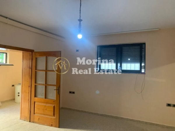 Tirane, jepet me qera ambjent biznesi Kati 1, 65 m² 400 € (21 Dhjetori)