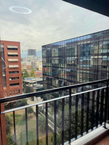 Tirane, jepet me qera apartament 1+1 Kati 5, 75 m² 600 € (Rruga e Burgut)